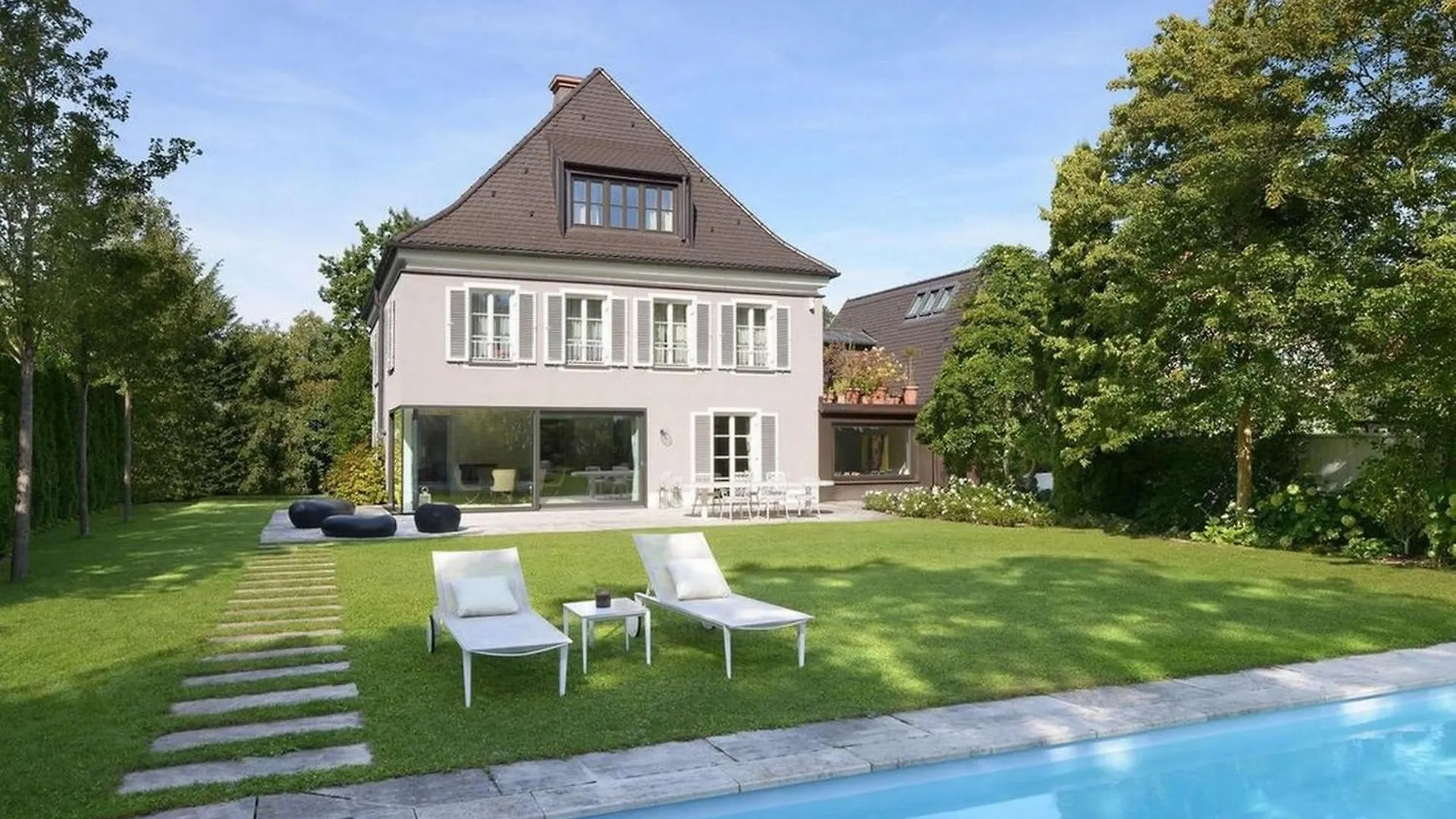 House With Private Pool And Garden Apartment Munich